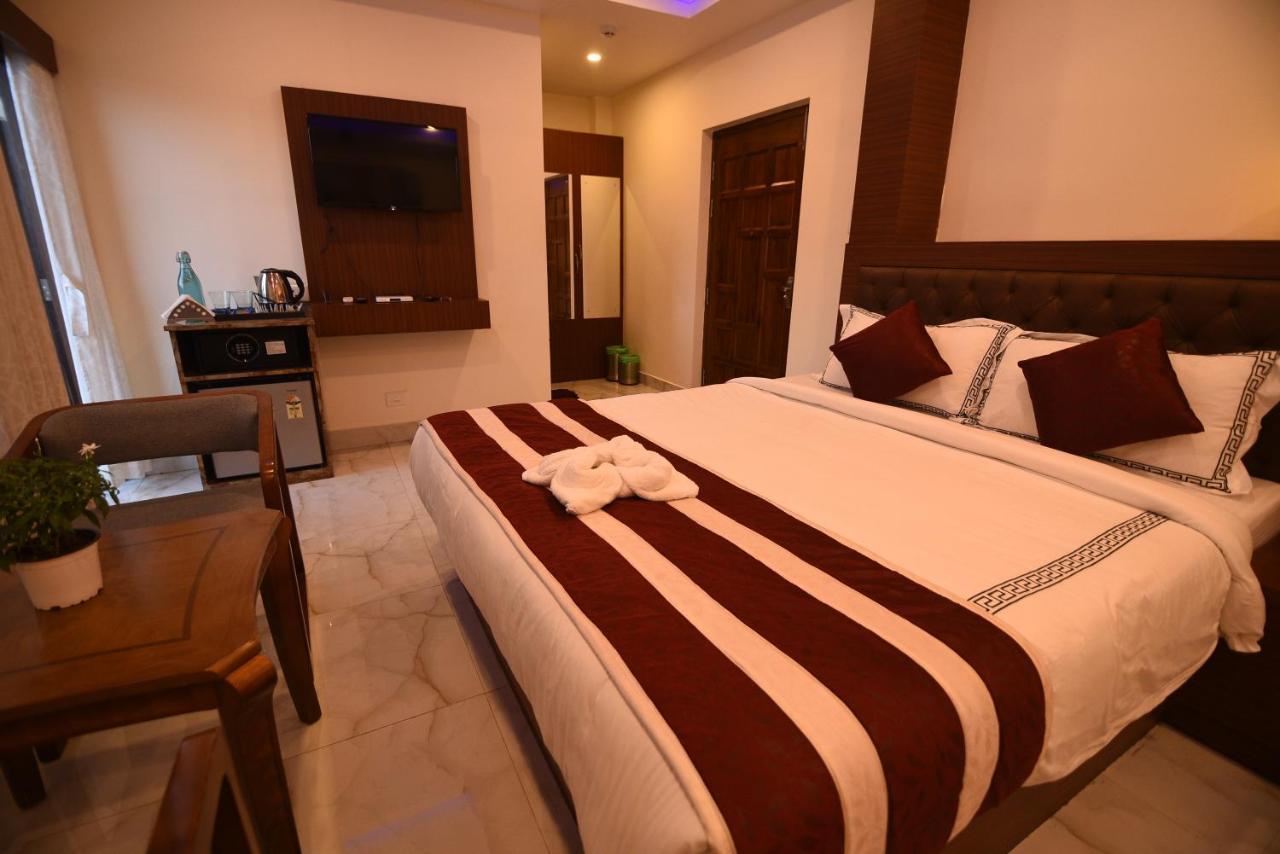 Ariees Grand Hotel Port Blair Exterior photo